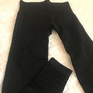 FashionNova leggings